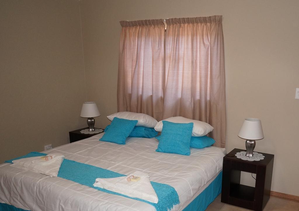 Mckala Guesthouse Кімберлі Номер фото